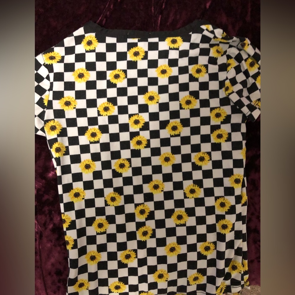 Checkerboard and sunflower fitted crop top